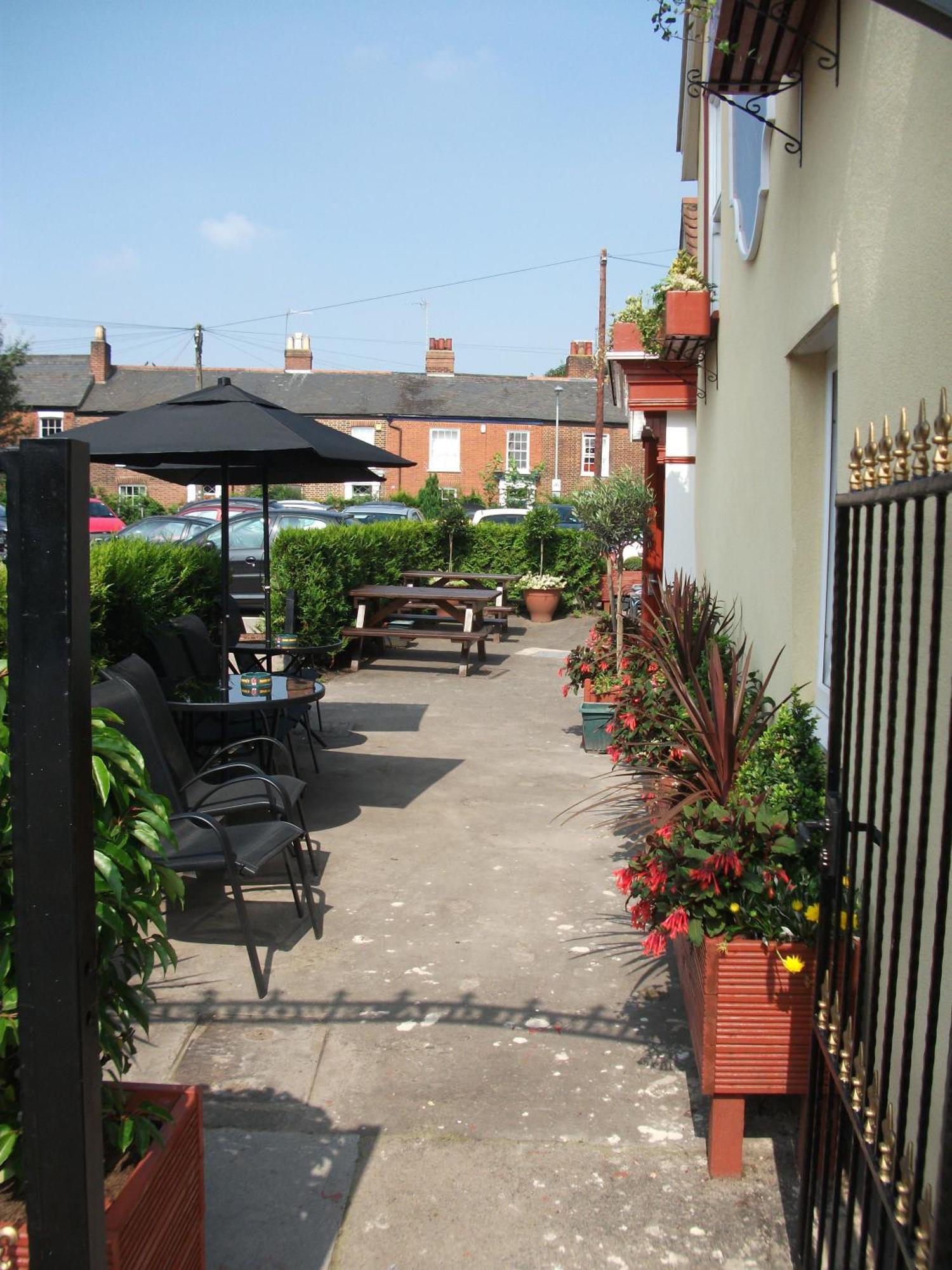 Al Forno Restaurant & Inn
